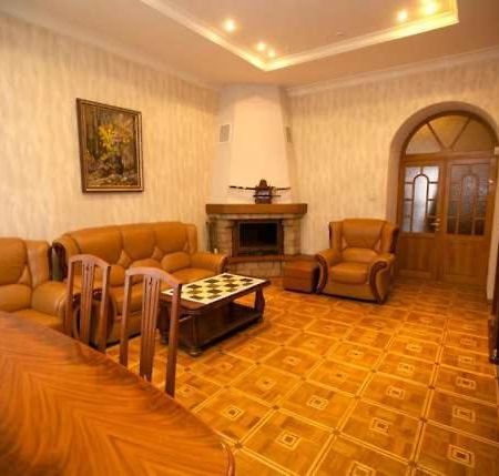 Flat in the city center Appartamento Odessa Esterno foto