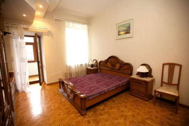 Flat in the city center Appartamento Odessa Esterno foto